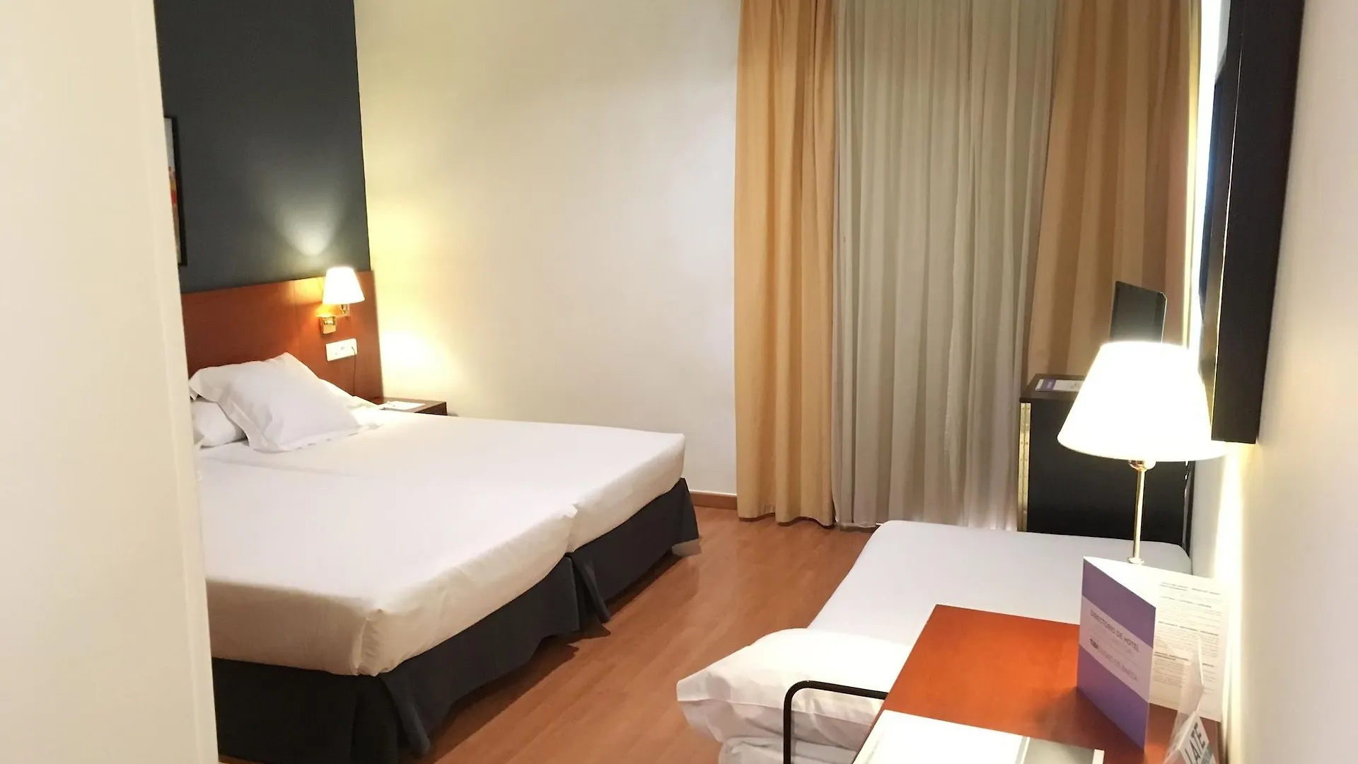 Trh Ciudad De Baeza Hotel 4*,  Spanje