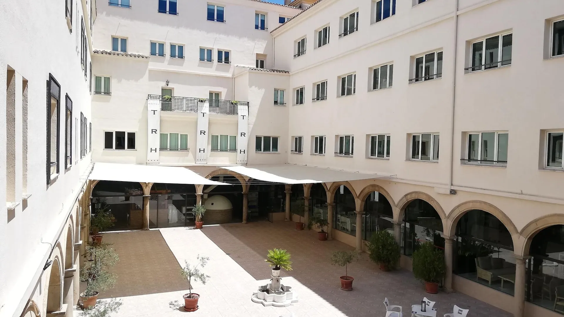 Trh Ciudad De Baeza Hotel Spanje