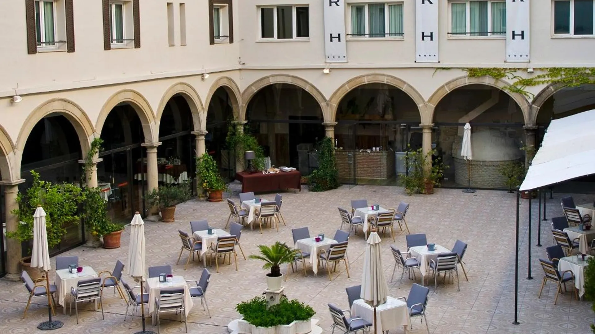 Trh Ciudad De Baeza Hotel Espanha